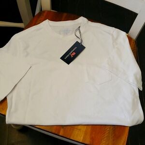 NWT vineyard vines white pocket tee